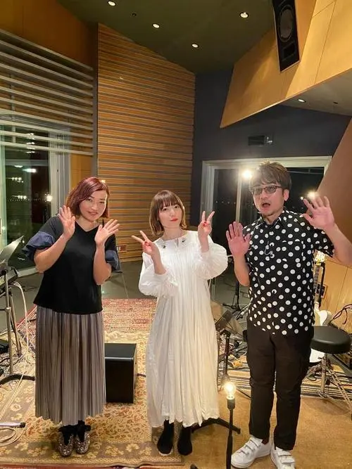 宅男别哭!声优花泽香菜结婚,男人羡慕她老公,女人却在看她衣服